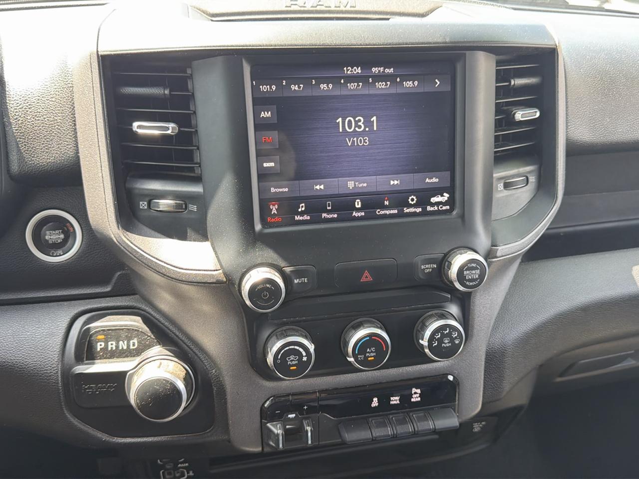 RAM 2500 Tradesman 4x4 Crew Cab 6'4" Box 2019