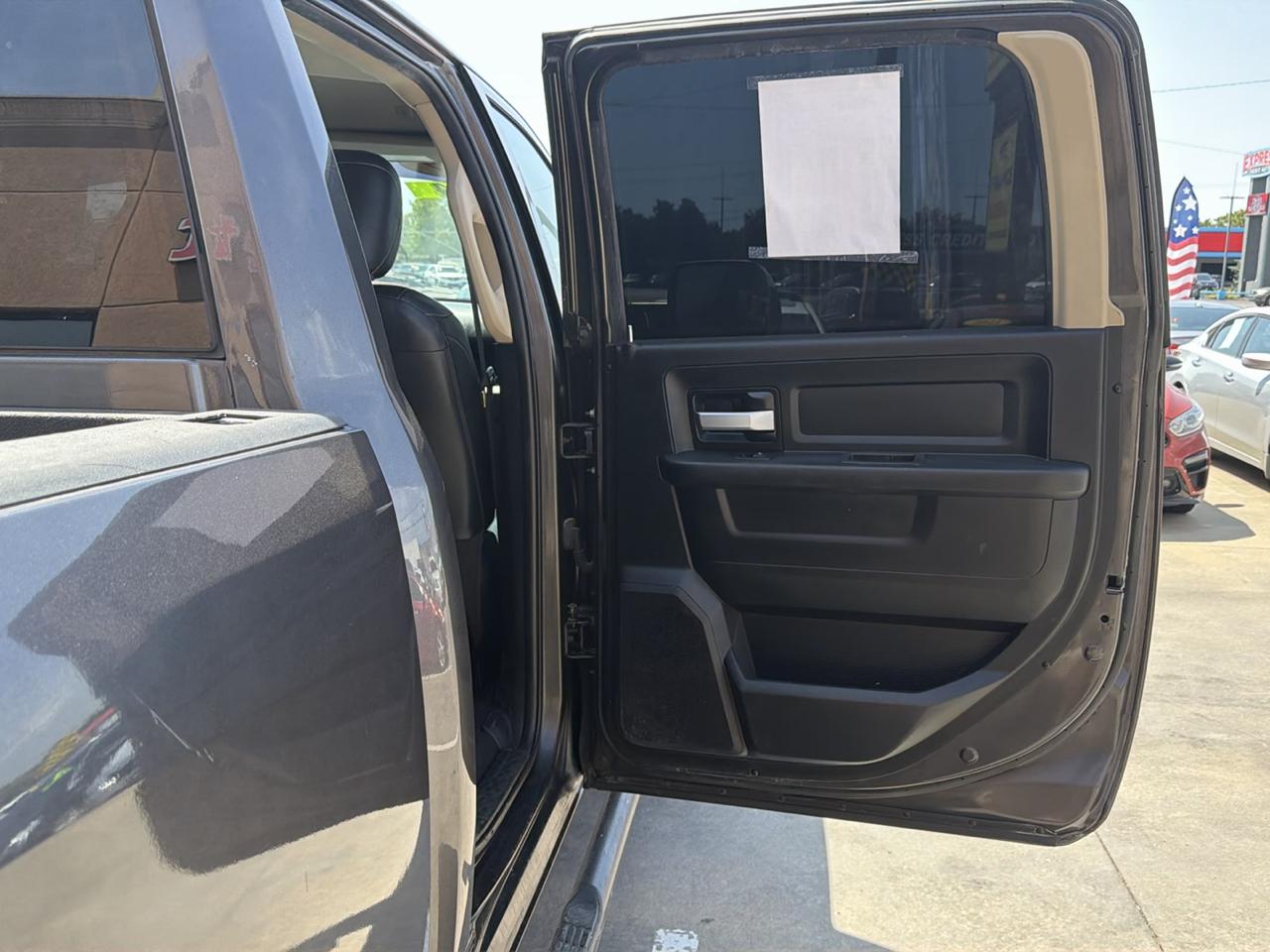 RAM 2500 Tradesman 4x4 Crew Cab 6'4" Box 2019