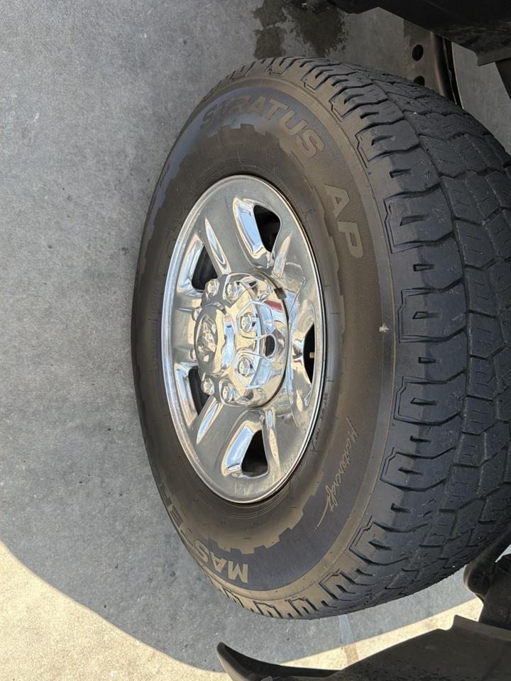 RAM 2500 Tradesman 4x4 Crew Cab 6'4" Box 2019