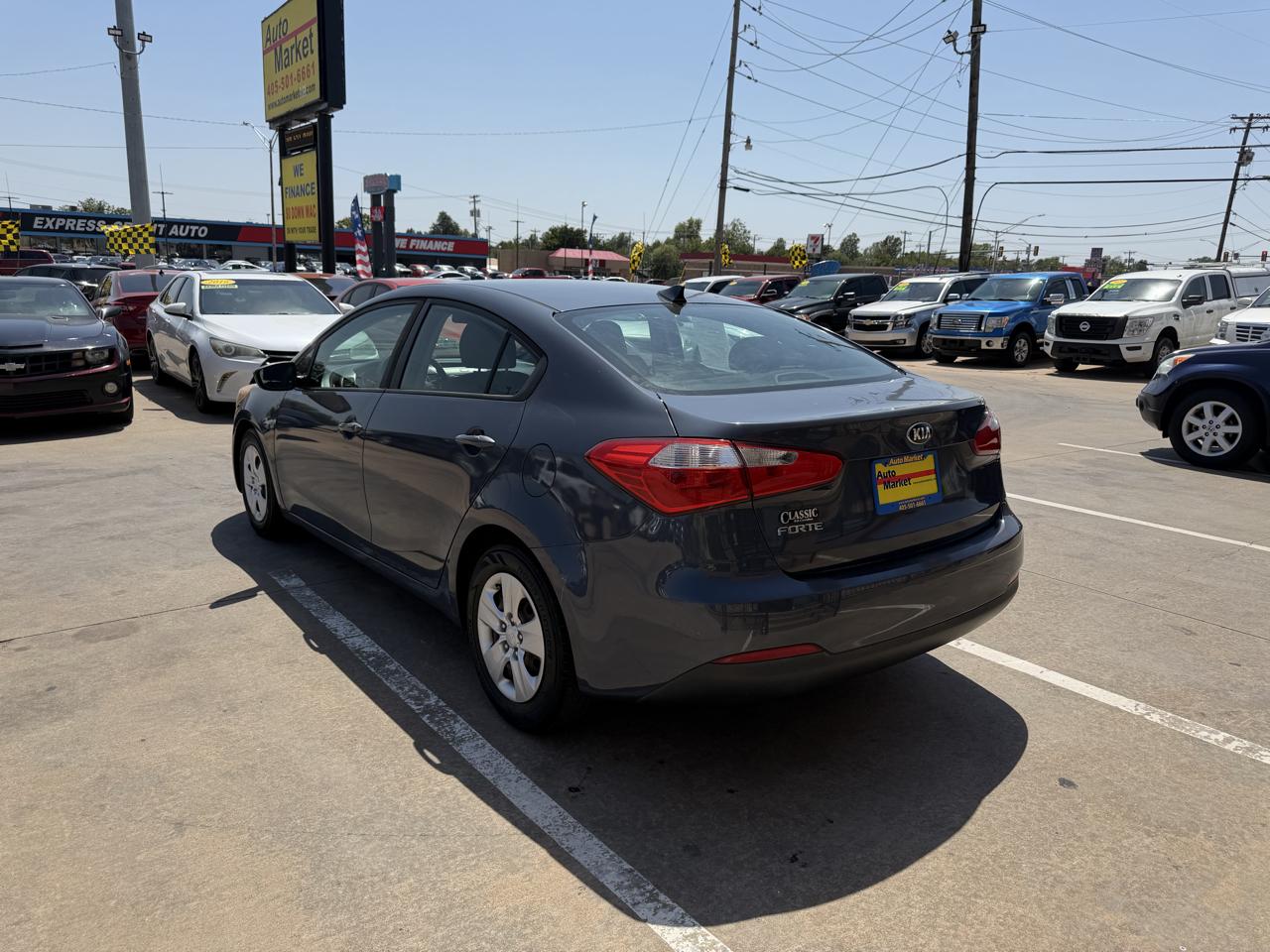 Kia Forte 4dr Sdn Auto LX 2016