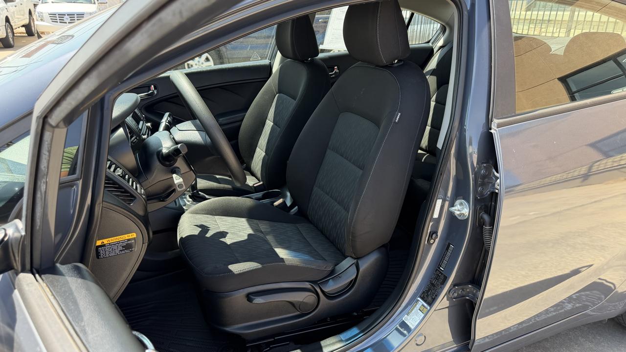 Kia Forte 4dr Sdn Auto LX 2016