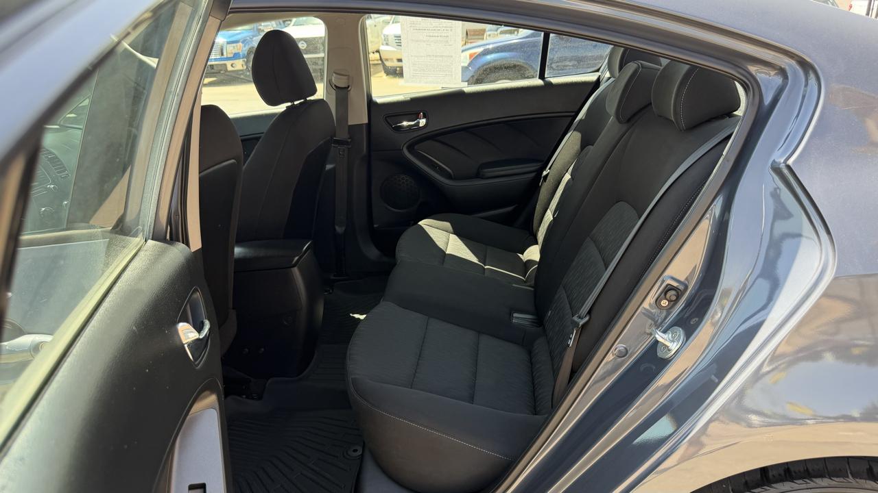 Kia Forte 4dr Sdn Auto LX 2016