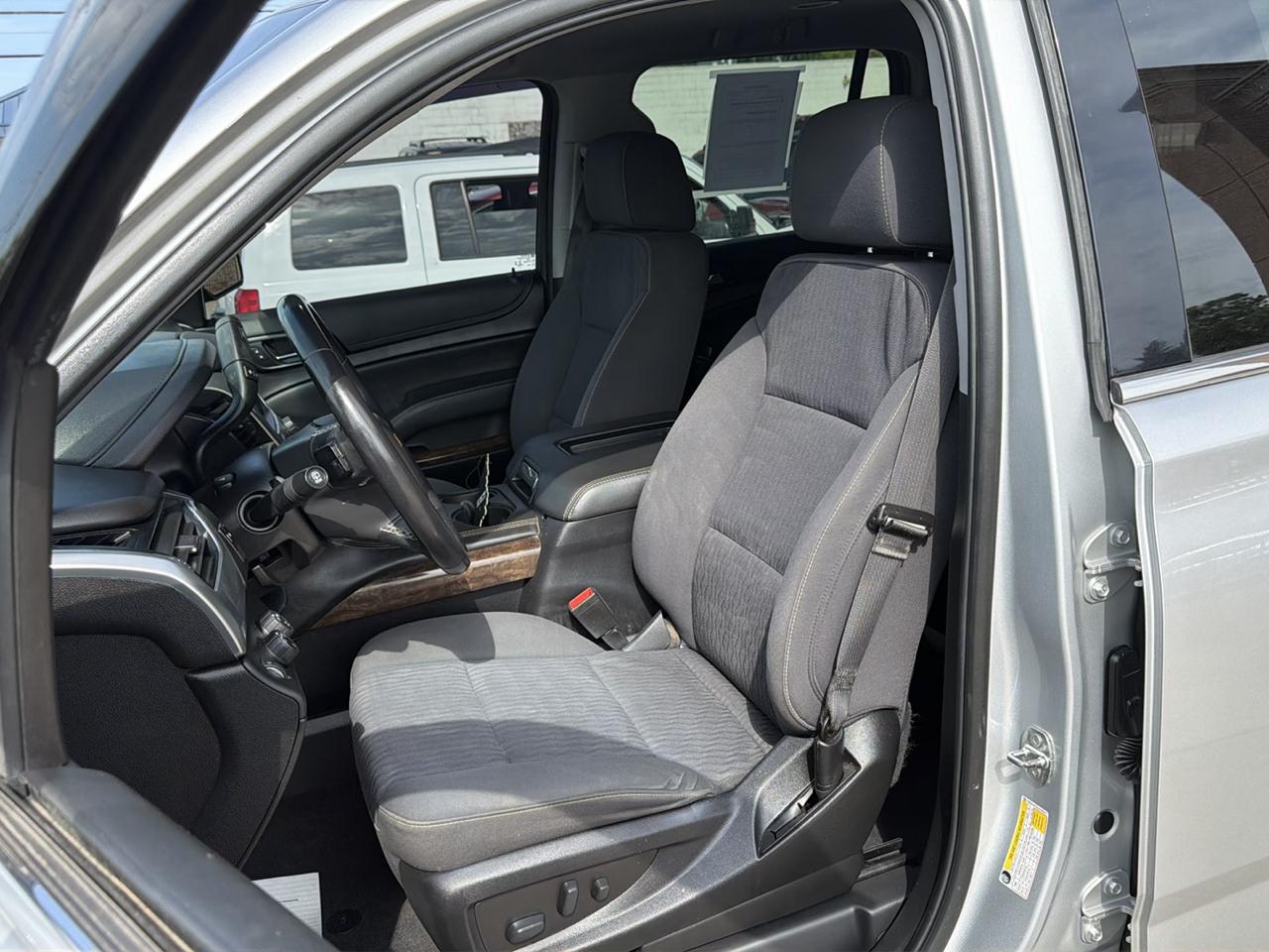 Chevrolet Tahoe 4WD 4dr LS 2020