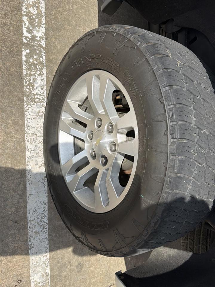 Chevrolet Tahoe 4WD 4dr LS 2020