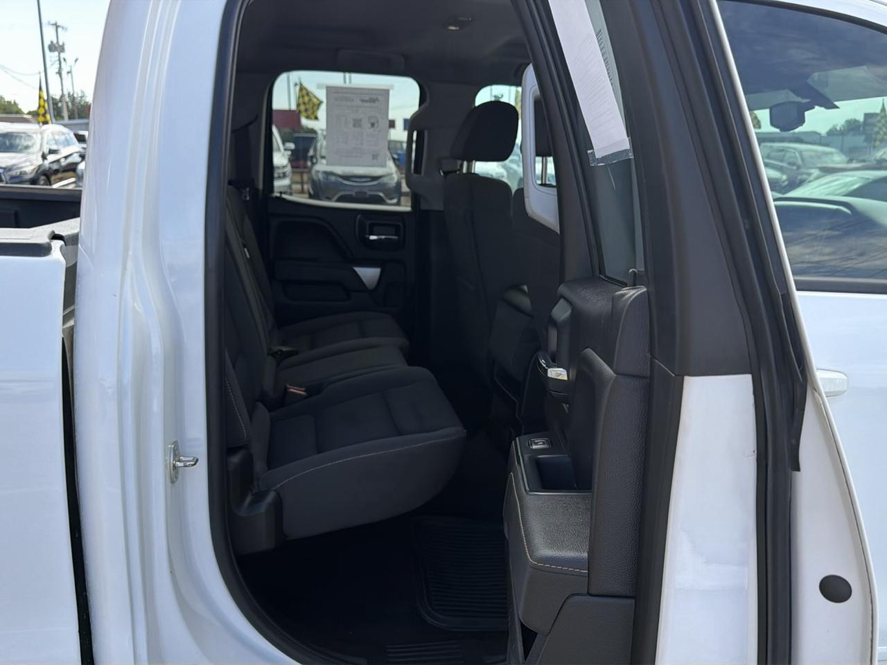 Chevrolet Silverado 1500 4WD Double Cab 143.5" LT w/1LT 2018