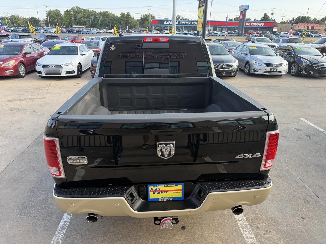 RAM 1500 Longhorn 4x4 Crew Cab 5'7" Box 2017