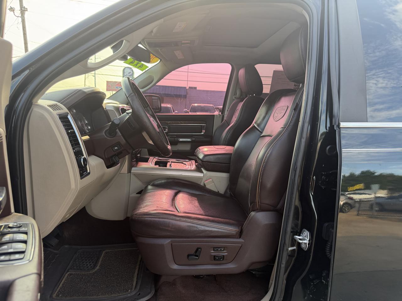 RAM 1500 Longhorn 4x4 Crew Cab 5'7" Box 2017