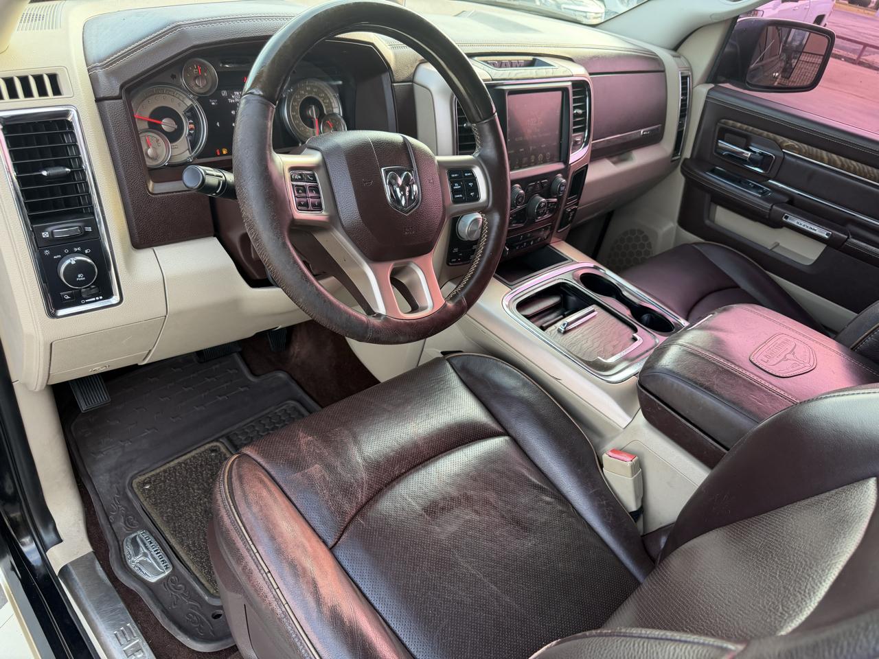 RAM 1500 Longhorn 4x4 Crew Cab 5'7" Box 2017