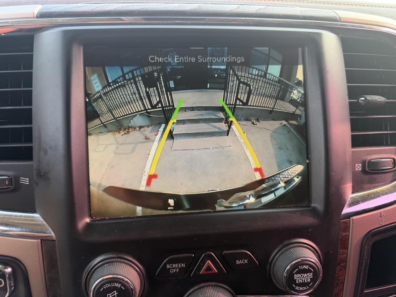 RAM 1500 Longhorn 4x4 Crew Cab 5'7" Box 2017
