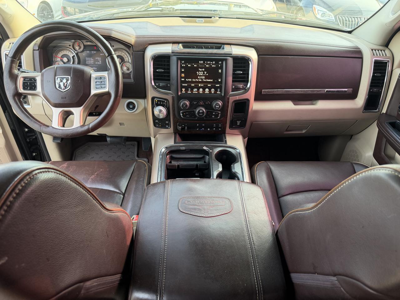 RAM 1500 Longhorn 4x4 Crew Cab 5'7" Box 2017