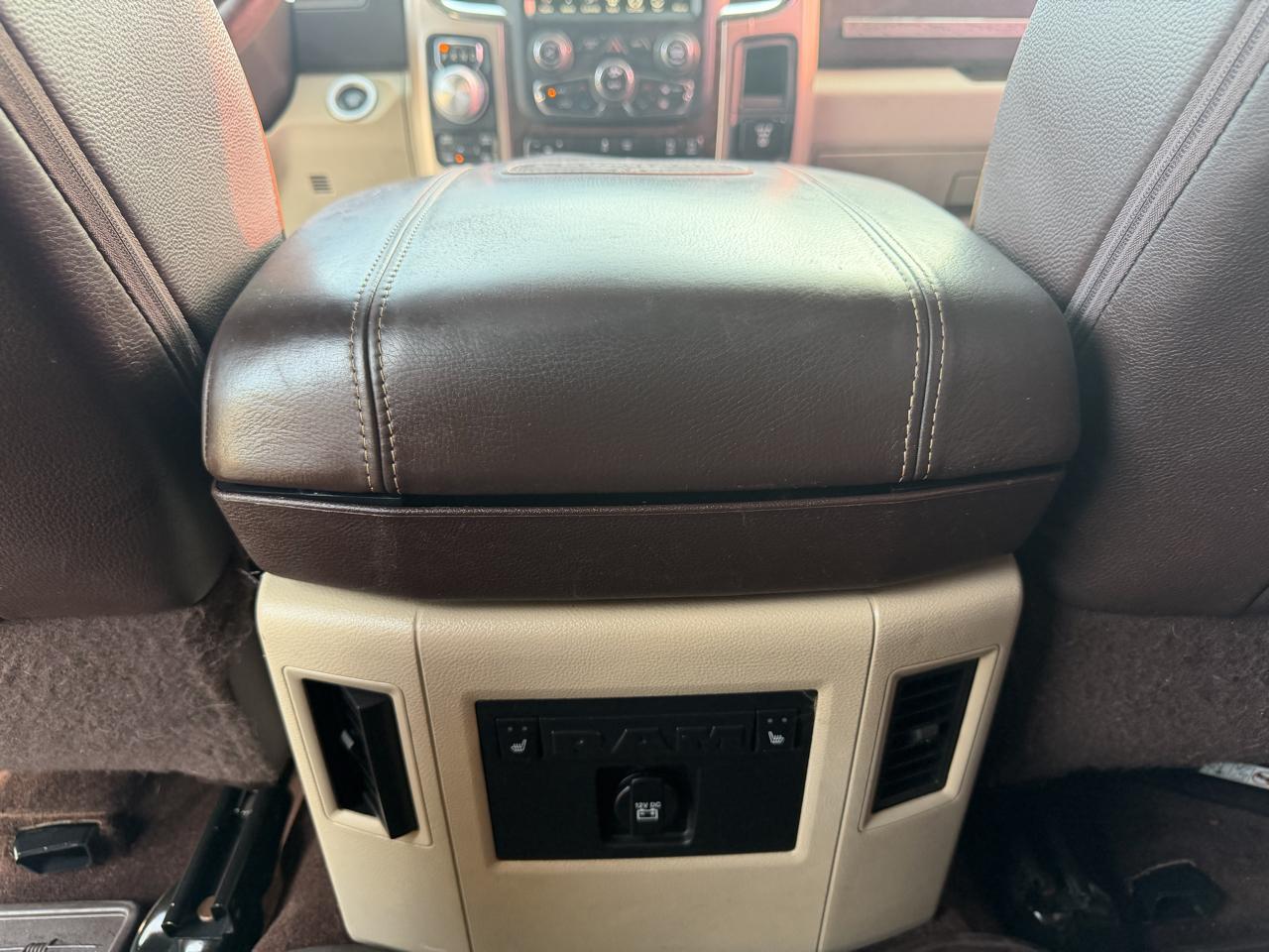 RAM 1500 Longhorn 4x4 Crew Cab 5'7" Box 2017