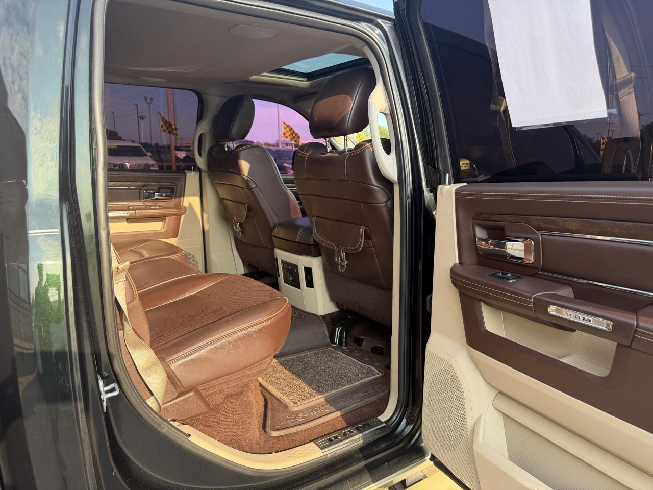 RAM 1500 Longhorn 4x4 Crew Cab 5'7" Box 2017