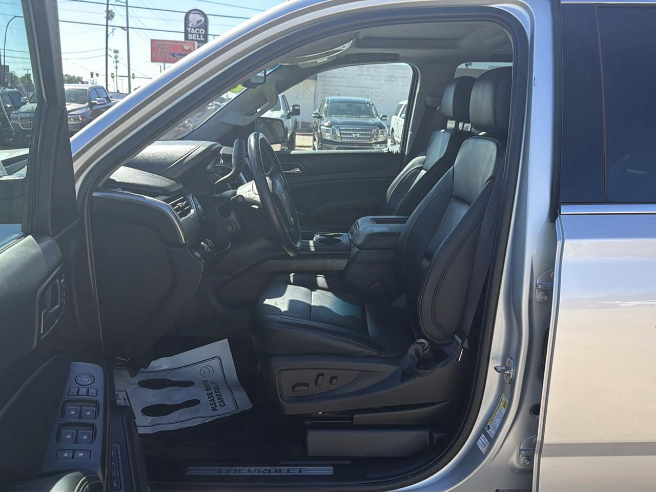 Chevrolet Tahoe 4WD 4dr LT 2016