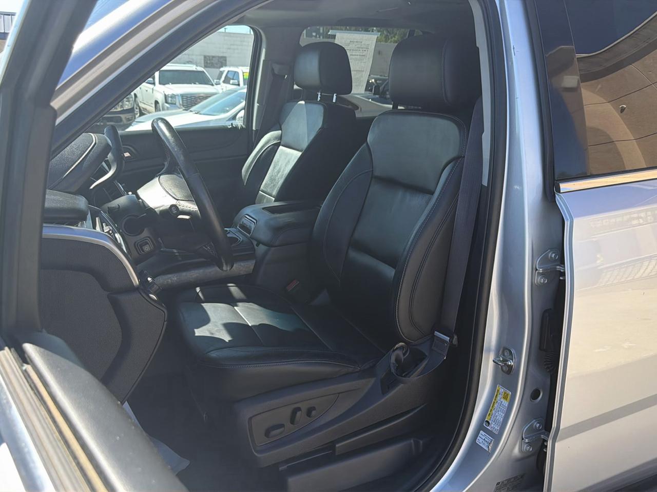Chevrolet Tahoe 4WD 4dr LT 2016