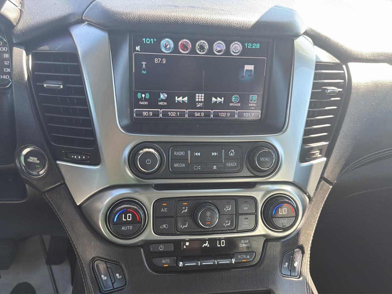 Chevrolet Tahoe 4WD 4dr LT 2016