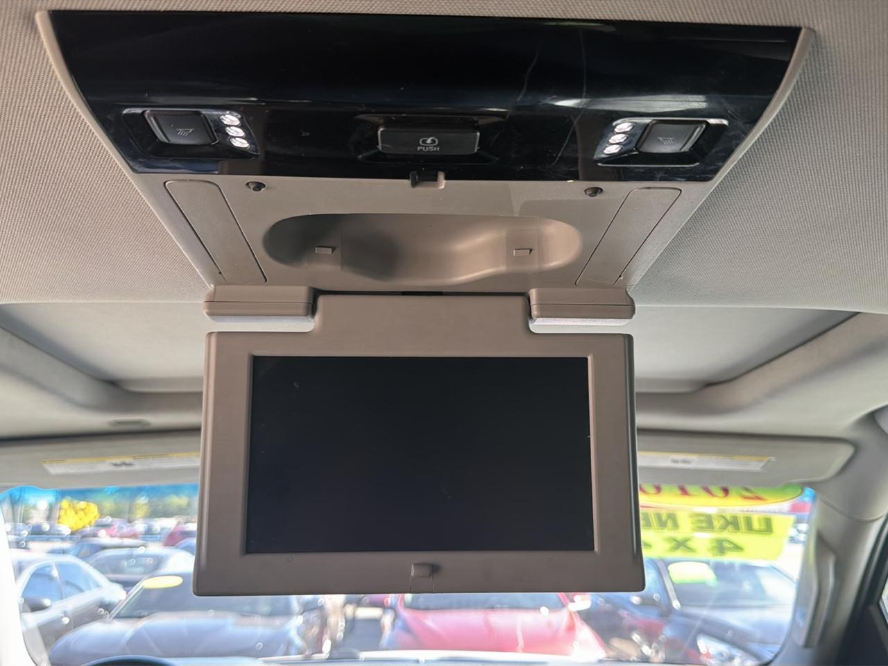 Chevrolet Tahoe 4WD 4dr LT 2016