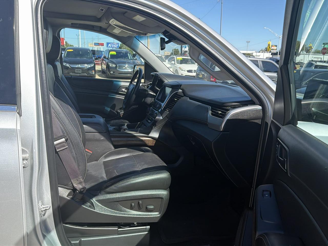 Chevrolet Tahoe 4WD 4dr LT 2016