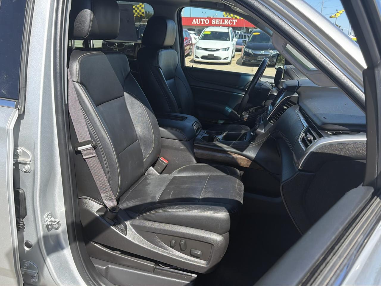 Chevrolet Tahoe 4WD 4dr LT 2016