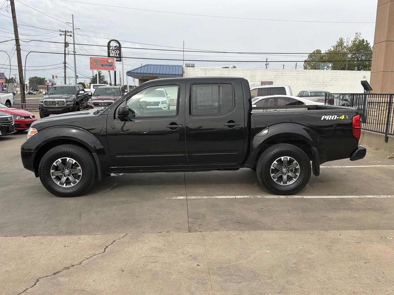 Nissan Frontier Crew Cab 4x4 PRO-4X Auto 2018