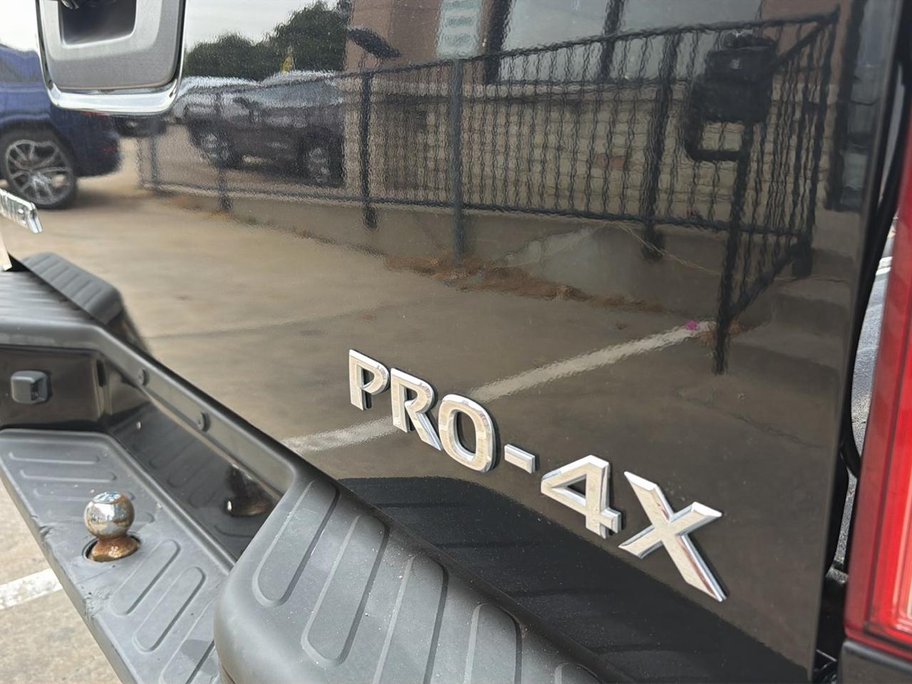 Nissan Frontier Crew Cab 4x4 PRO-4X Auto 2018