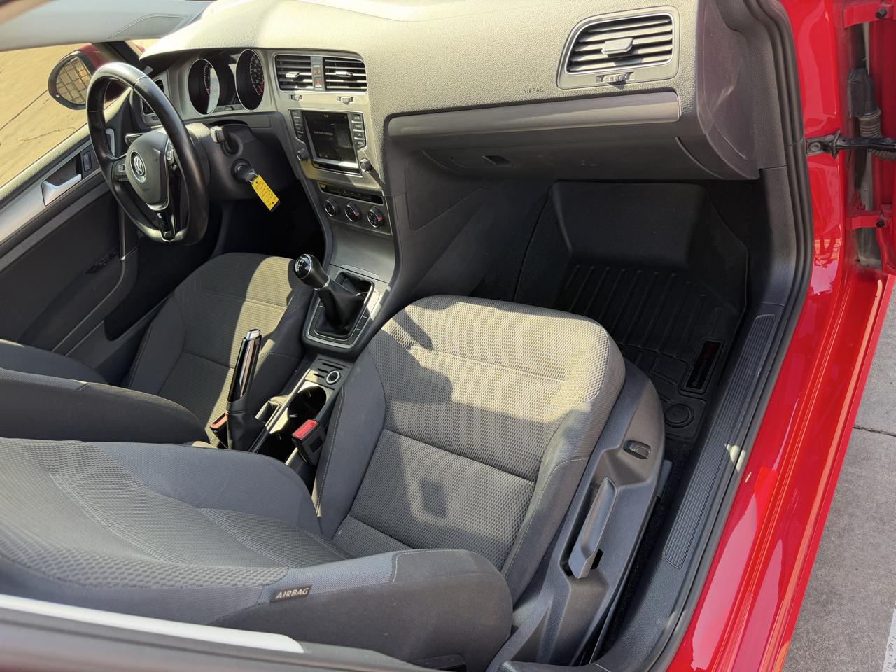 Volkswagen Golf 1.8T 4-Door Wolfsburg Edition Manual 2017