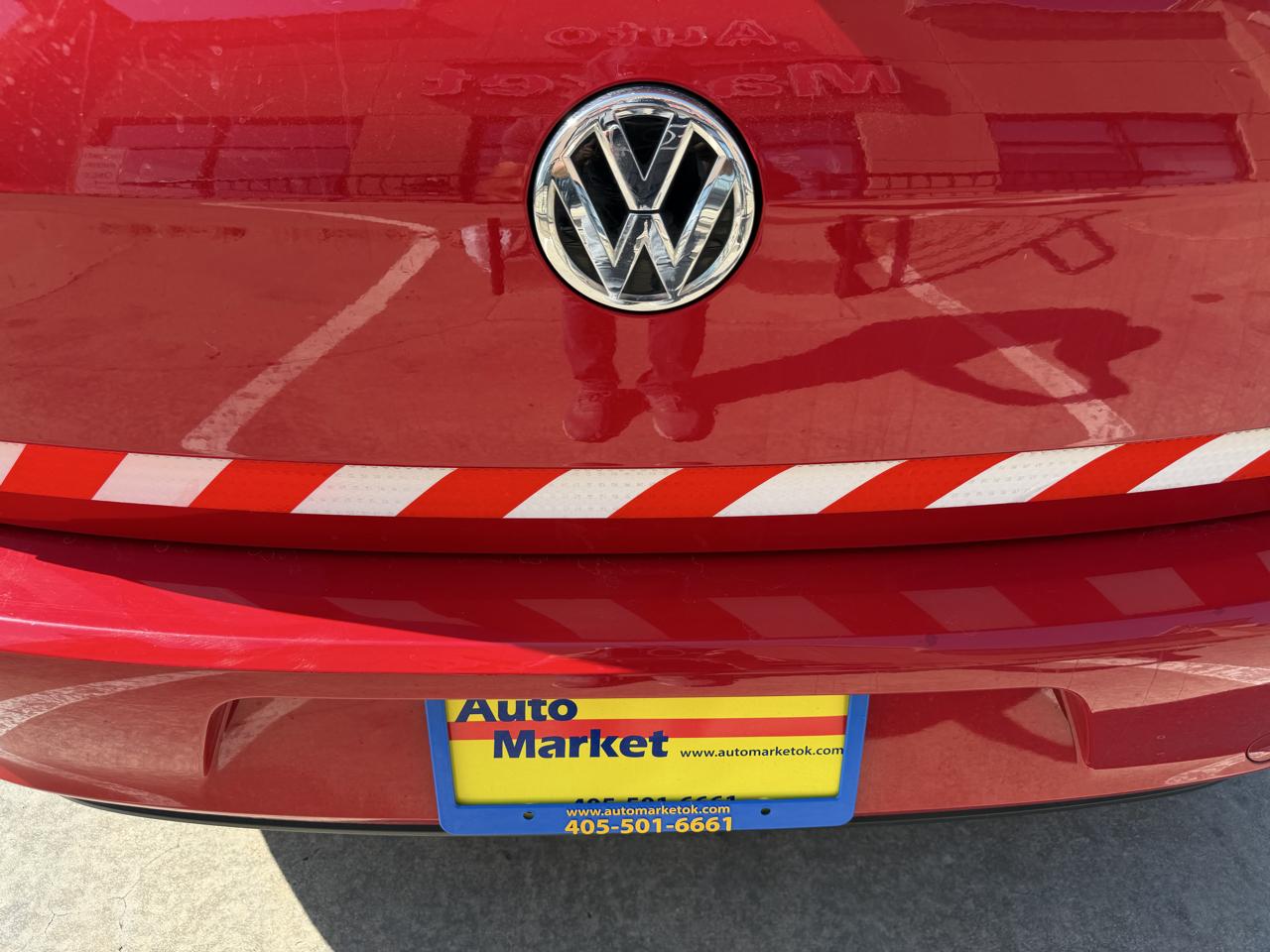 Volkswagen Golf 1.8T 4-Door Wolfsburg Edition Manual 2017