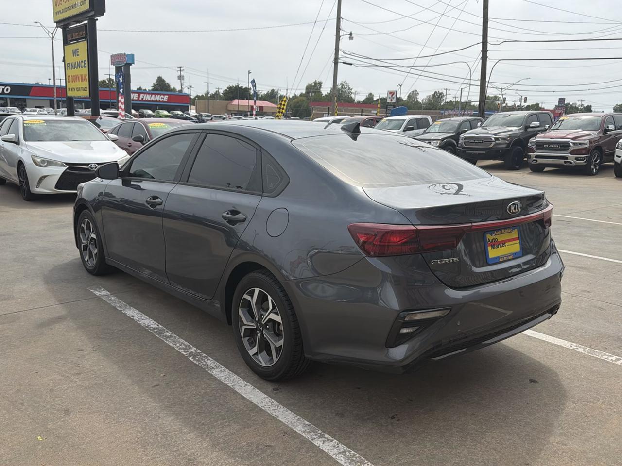 Kia Forte LXS IVT 2020