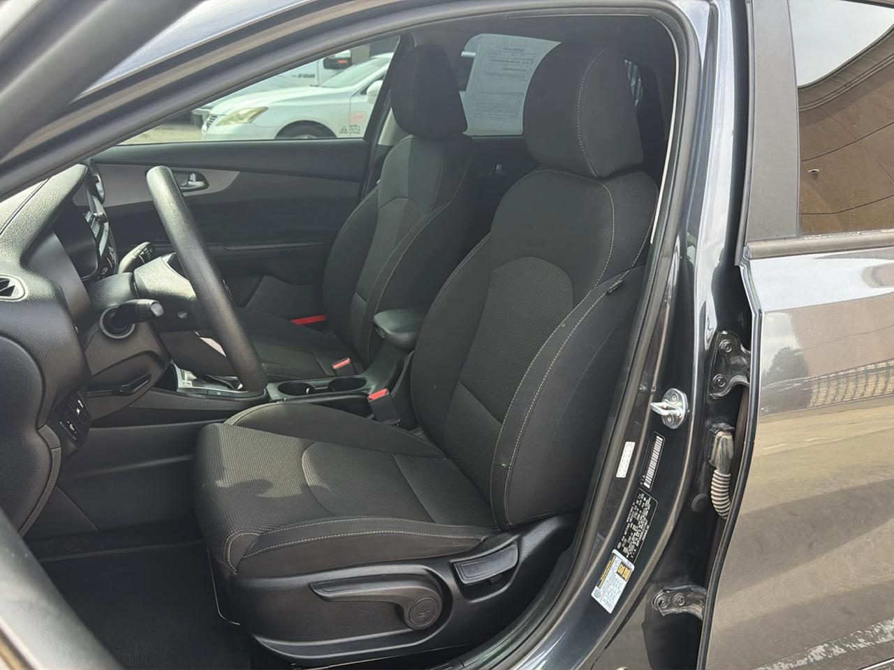 Kia Forte LXS IVT 2020