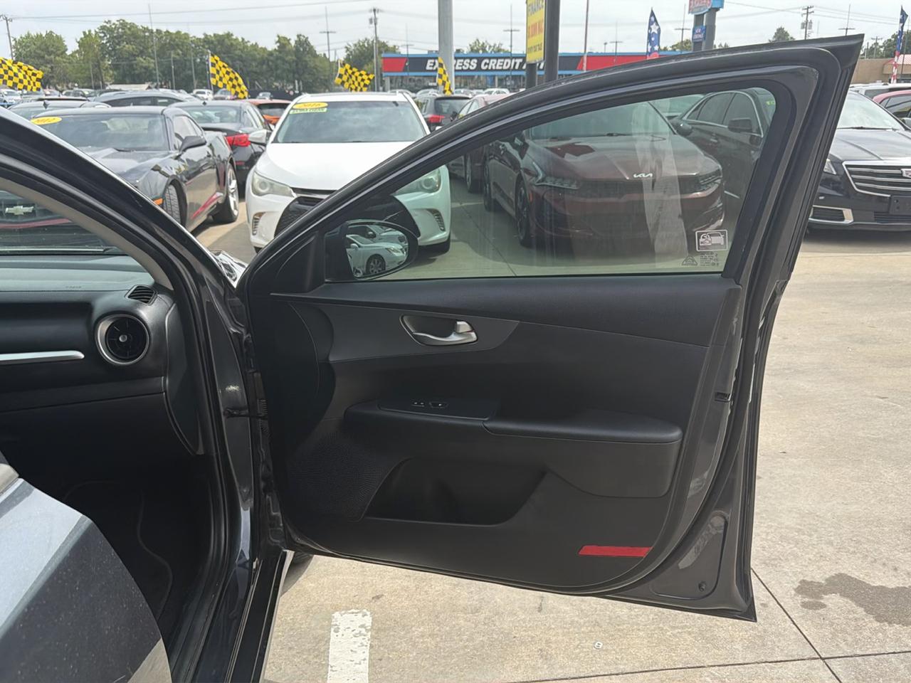Kia Forte LXS IVT 2020