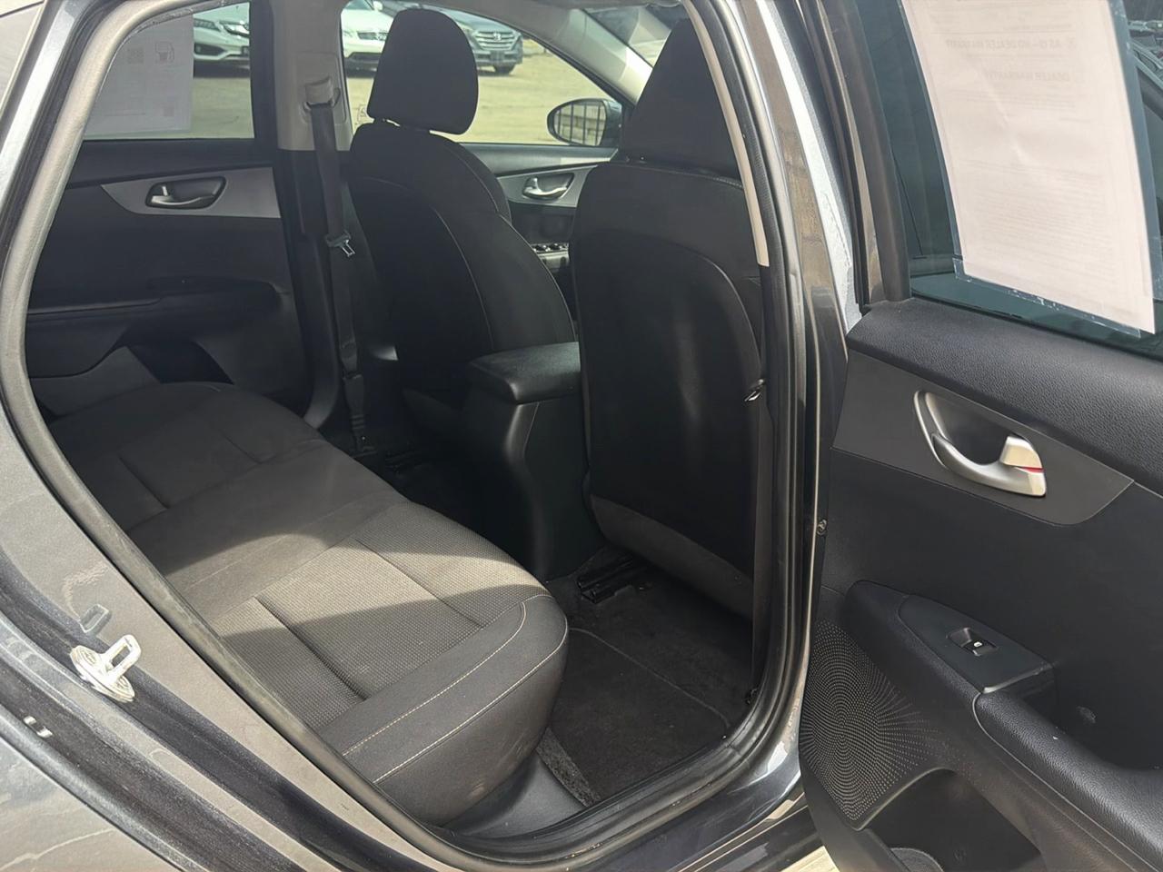 Kia Forte LXS IVT 2020