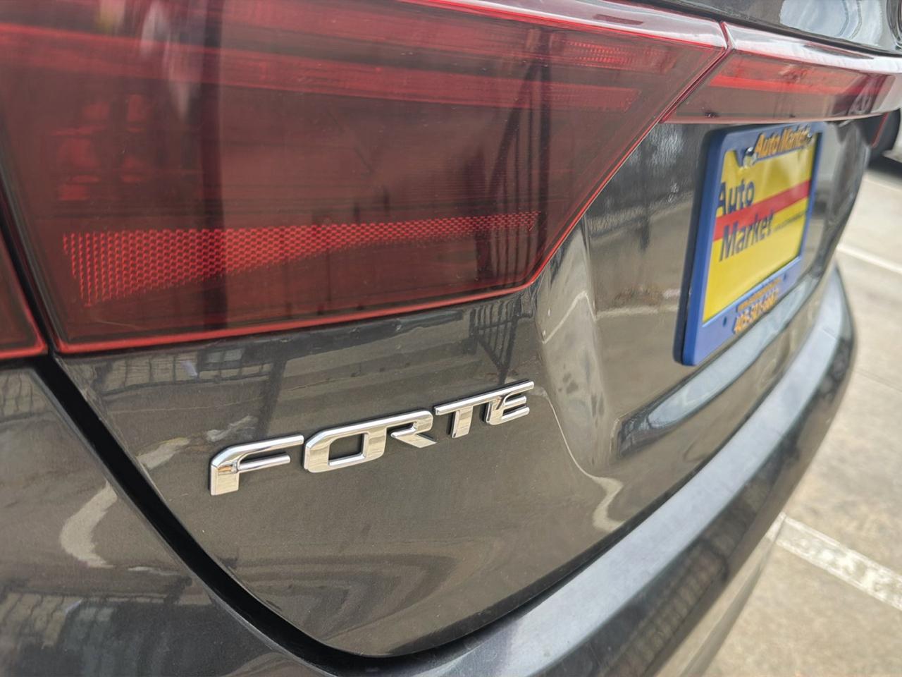 Kia Forte LXS IVT 2020
