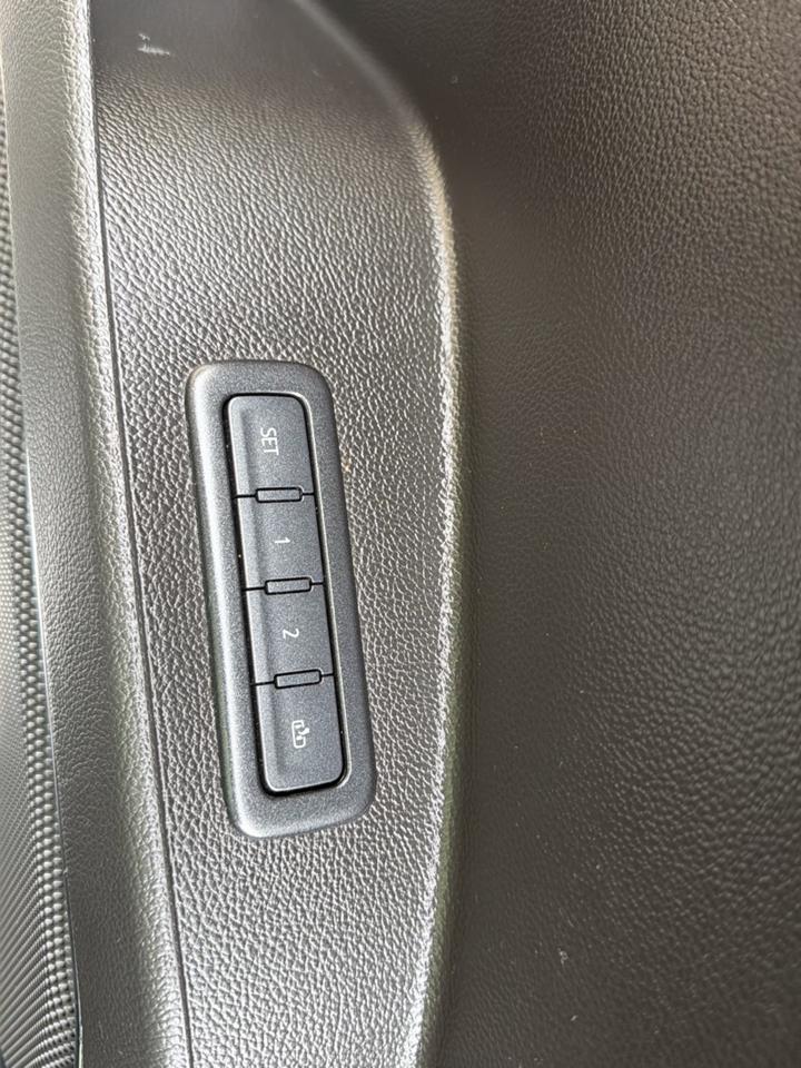 GMC Yukon 4WD 4dr SLT 2020