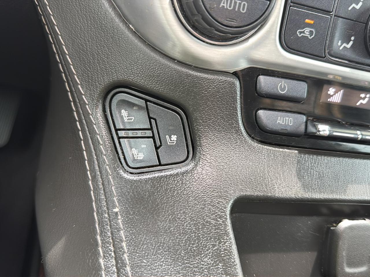 GMC Yukon 4WD 4dr SLT 2020