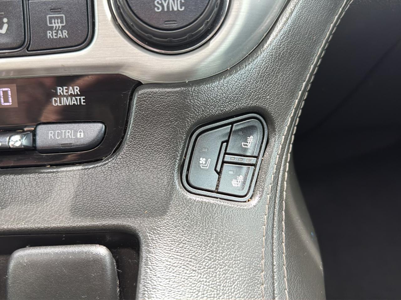 GMC Yukon 4WD 4dr SLT 2020