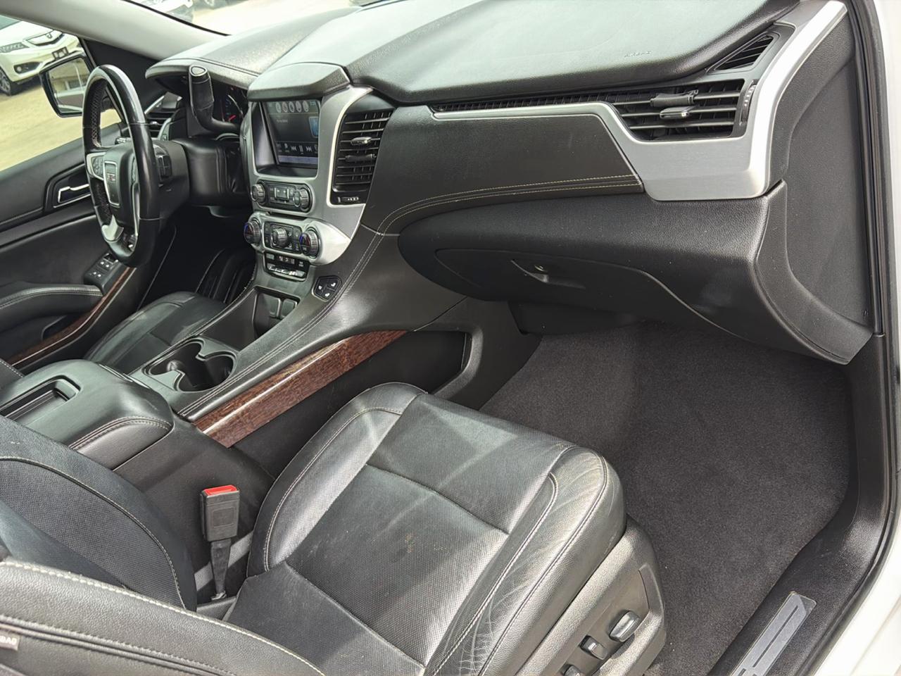 GMC Yukon 4WD 4dr SLT 2020