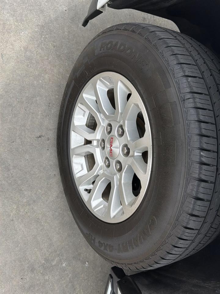 GMC Yukon 4WD 4dr SLT 2020