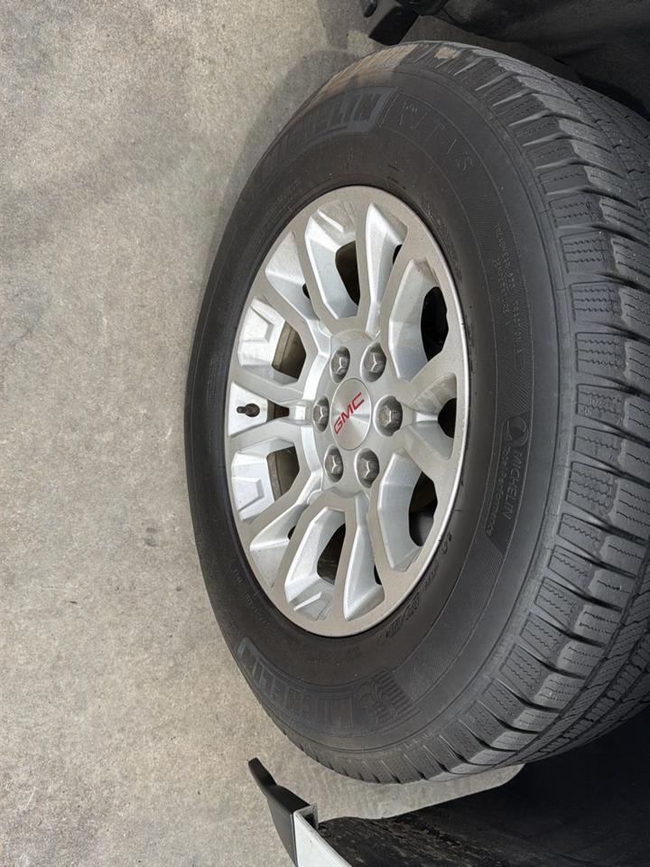 GMC Yukon 4WD 4dr SLT 2020