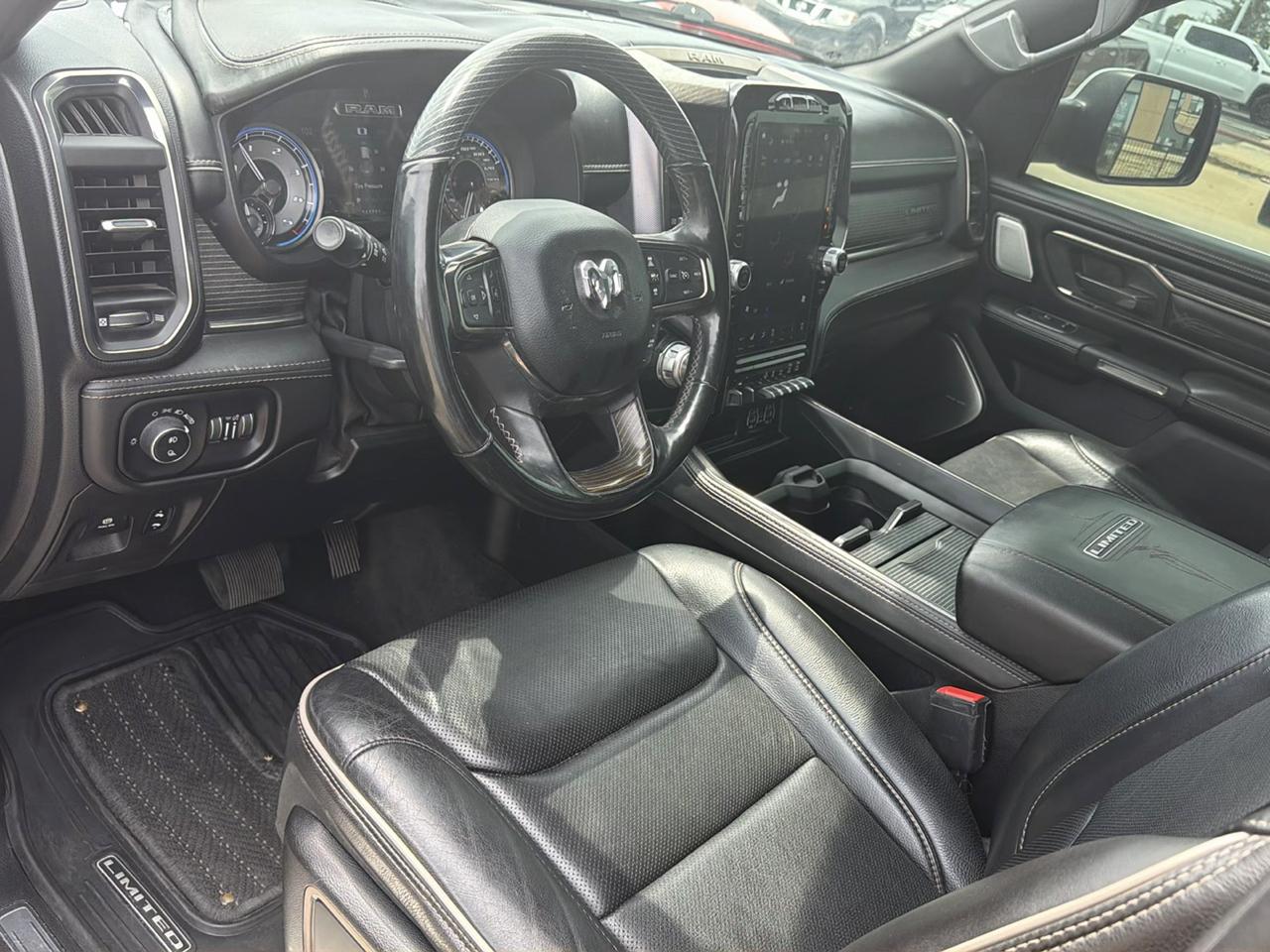 RAM 1500 Limited 4x2 Crew Cab 5'7" Box 2020