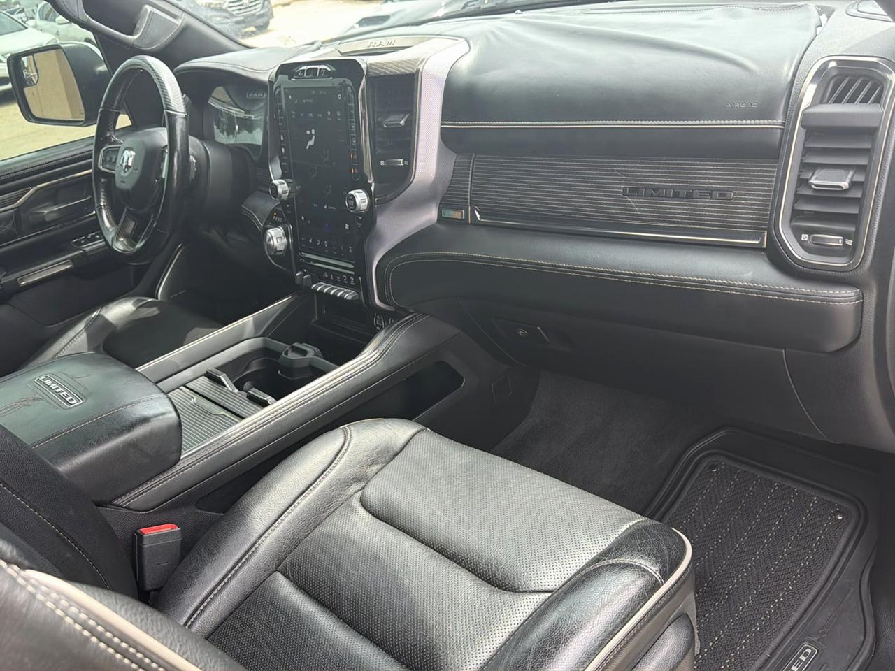 RAM 1500 Limited 4x2 Crew Cab 5'7" Box 2020