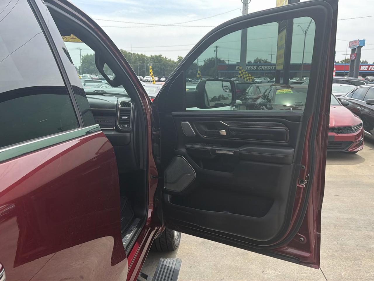 RAM 1500 Limited 4x2 Crew Cab 5'7" Box 2020
