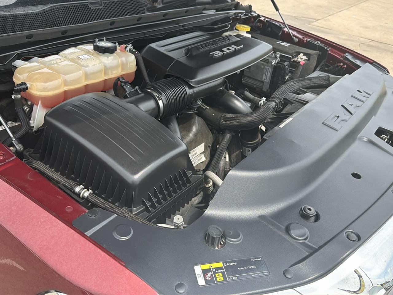 RAM 1500 Limited 4x2 Crew Cab 5'7" Box 2020