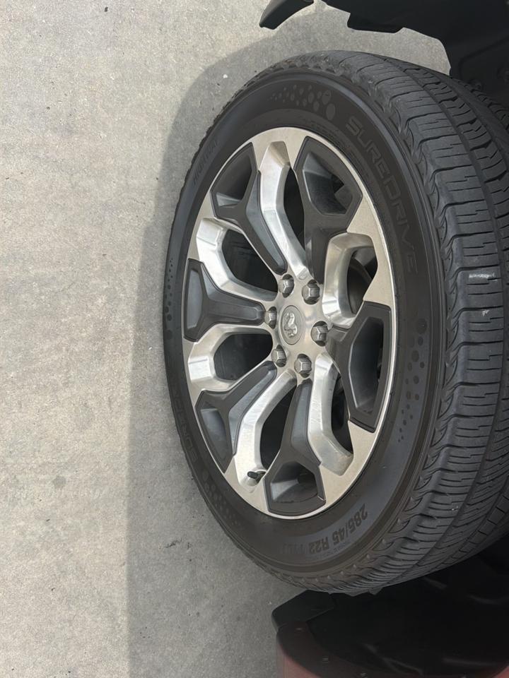 RAM 1500 Limited 4x2 Crew Cab 5'7" Box 2020