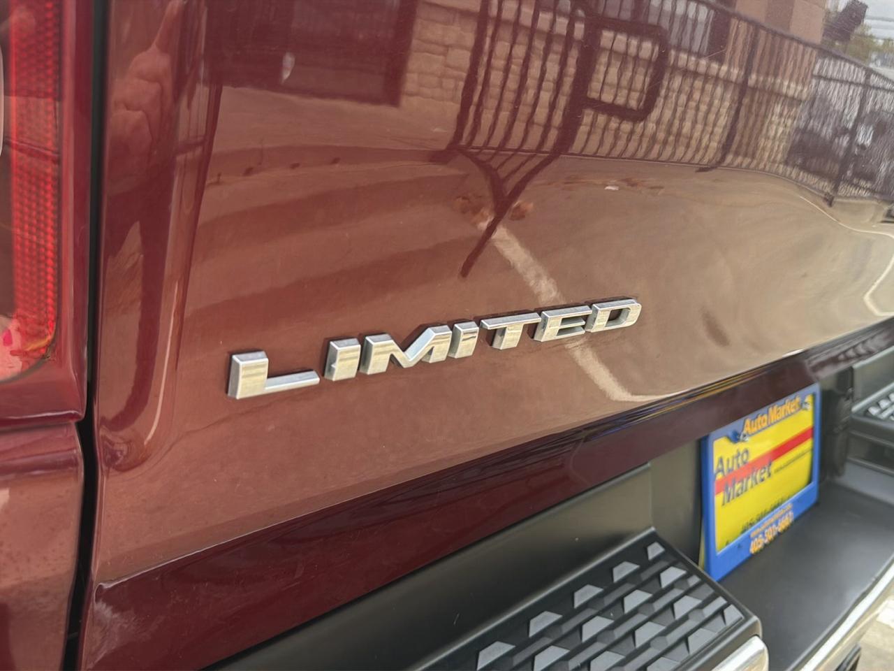 RAM 1500 Limited 4x2 Crew Cab 5'7" Box 2020
