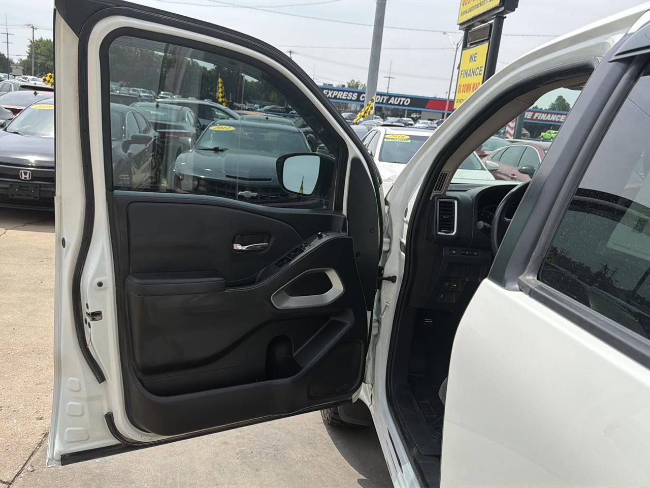 Nissan Frontier Crew Cab 4x4 SV Auto 2022