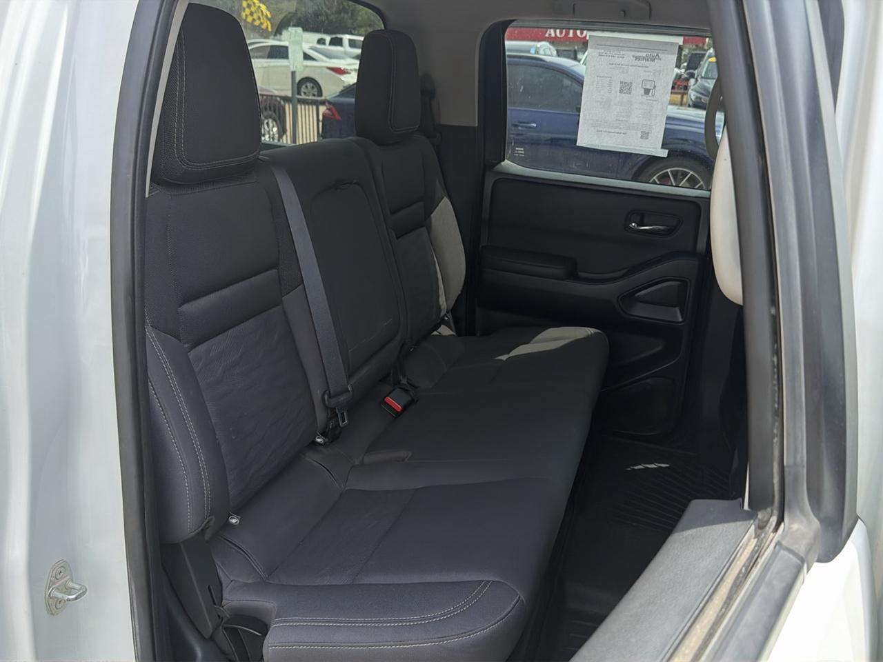 Nissan Frontier Crew Cab 4x4 SV Auto 2022