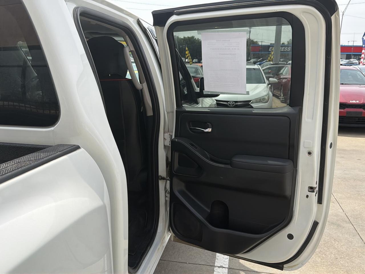 Nissan Frontier Crew Cab 4x4 SV Auto 2022