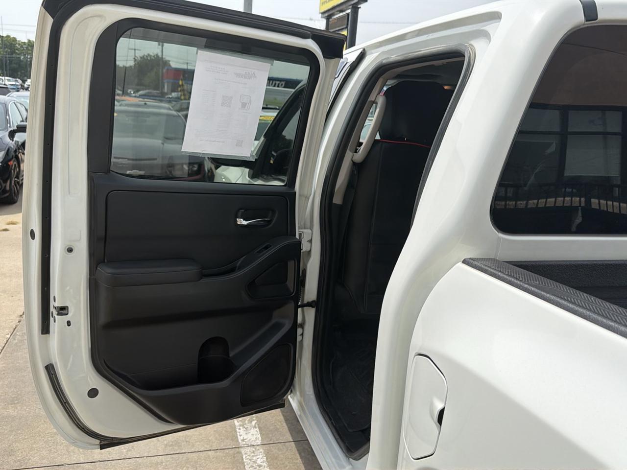 Nissan Frontier Crew Cab 4x4 SV Auto 2022