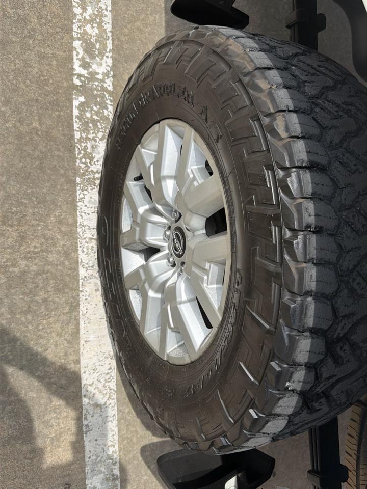 Nissan Frontier Crew Cab 4x4 SV Auto 2022