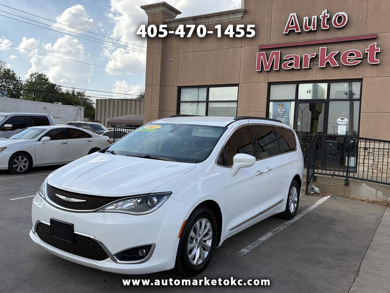 Chrysler Pacifica Touring-L FWD 2017