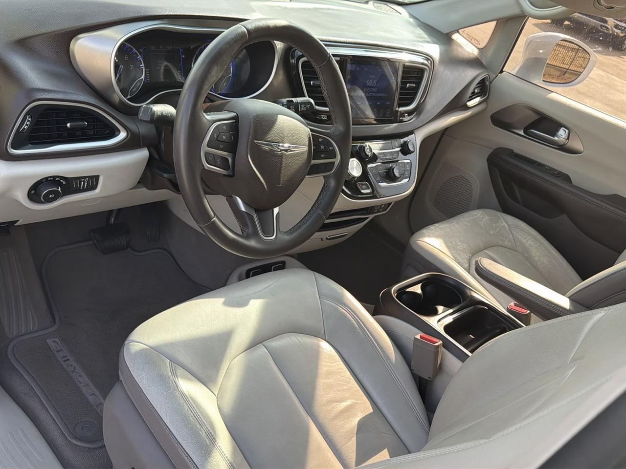 Chrysler Pacifica Touring-L FWD 2017